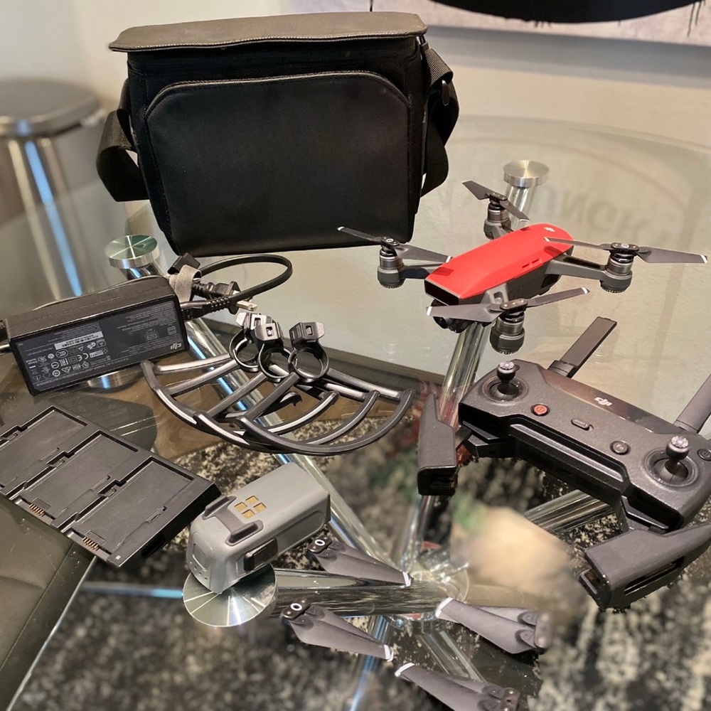 DJI Spark (Fly More Combo)